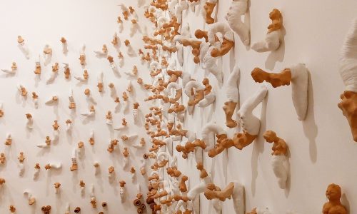 Arte no Brasil no século XX pelas obras de artistas mulheres Arte no Brasil no século XX pelas obras de artistas mulheres