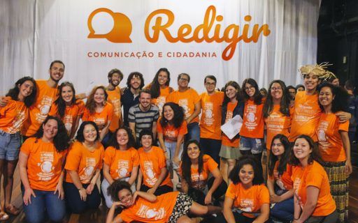 Equipe do Projeto durante festa de conclusão do curso pré-pandemia