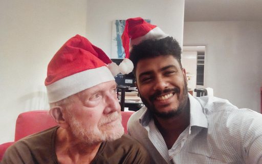 “Nosso primeiro Natal juntos, em 2022. Nem ele nem eu gostamos de Natal”