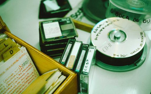 O Centro de Documentação Teatral fica localizado no Prédio dos Núcleos de Pesquisa da ECA e em 2026 ganhará novas instalações (foto: Paulo Assis)